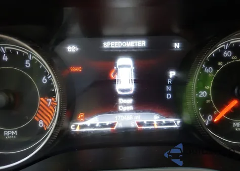 2015 Jeep Cherokee Limited z USA, uszkodzony, nr VIN 1C4PJLDS8FW517805